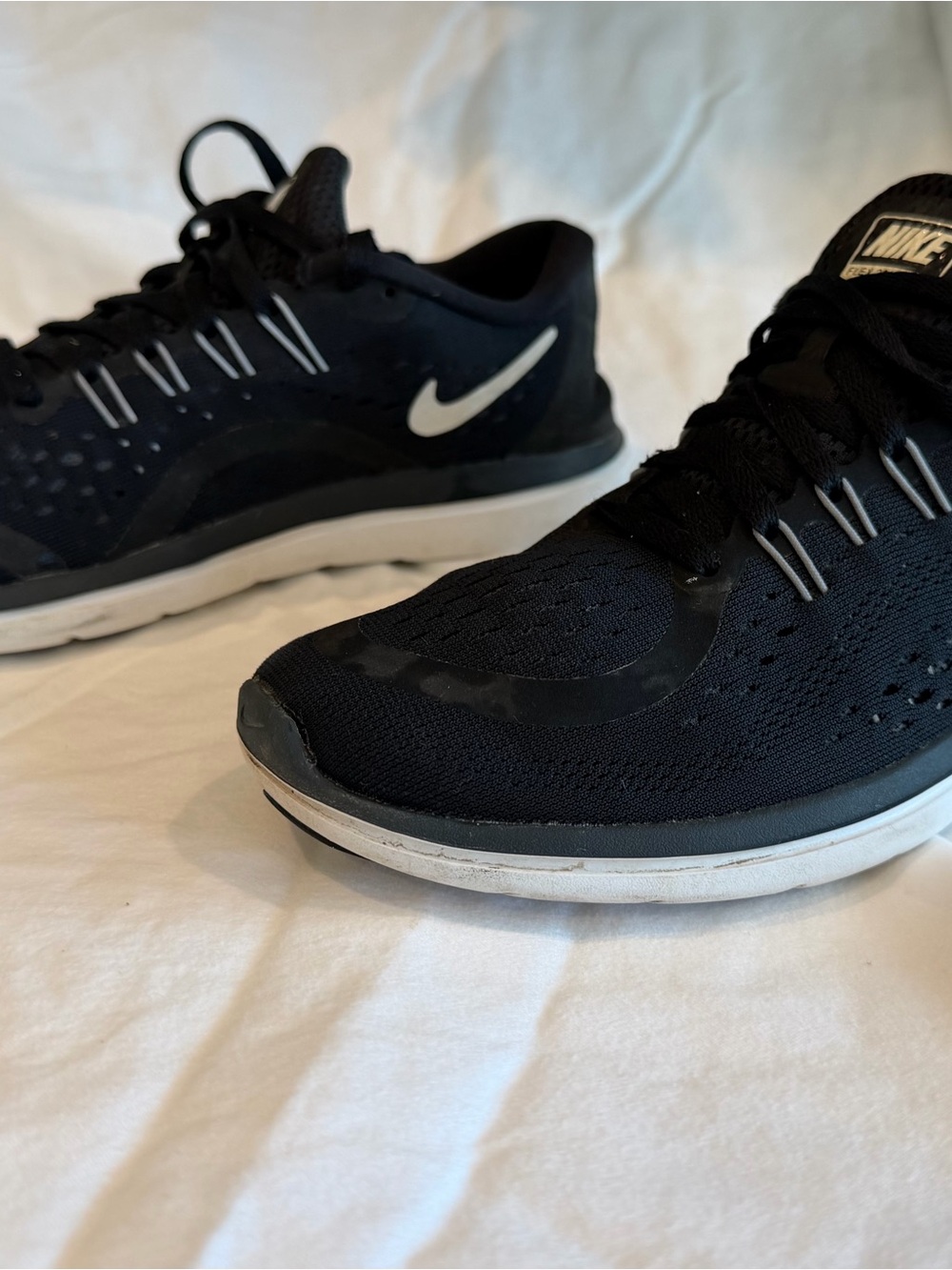 Nike Flex 2017 RN Women’s Size 7.5 Black White Running Shoes 898476-001